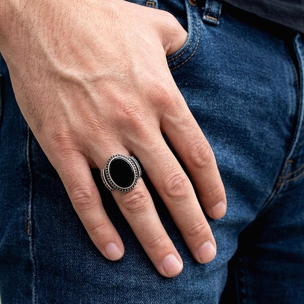 ΑΝΔΡΙΚΟ ΔΑΧΤΥΛΙΔΙ ΑΠΟ ΑΣΗΜΙ925 ΚΑΙ ΟΝΥΧΑ ΠΕΤΡΑ