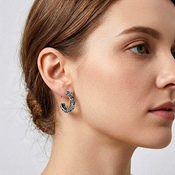 ΣΚΟΥΛΑΡΙΚΙΑ  ΑΣΗΜΙ925 ΜΕ ΕΠΙΠΛΑΤΙΝΩΣΗ ΚΑΙ ΛΕΥΚΑ ΖΙΡΚΟΝ ΠΕΤΡΕΣ