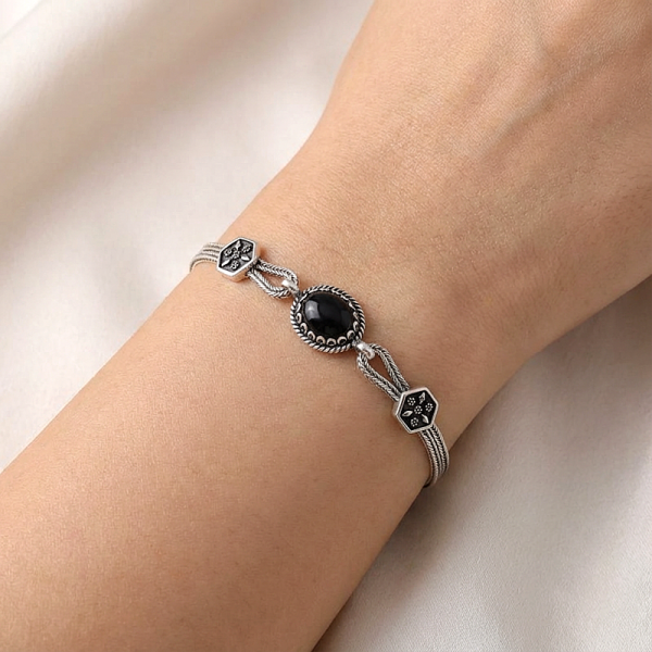 ΑΛΥΣΙΔΩΤΟ ΒΡΑΧΙΟΛΙ ΑΣΗΜΙ925 ΜΕ ΟΝΥΧΑ ΠΕΤΡΑ