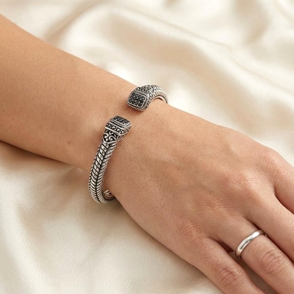 ΧΕΙΡΟΠΟΙΗΤΟ ΠΛΕΧΤΟ ΑΛΥΣΙΔΩΤΟ ΒΡΑΧΙΟΛΙ ΑΠΟ ΑΣΗΜΙ925