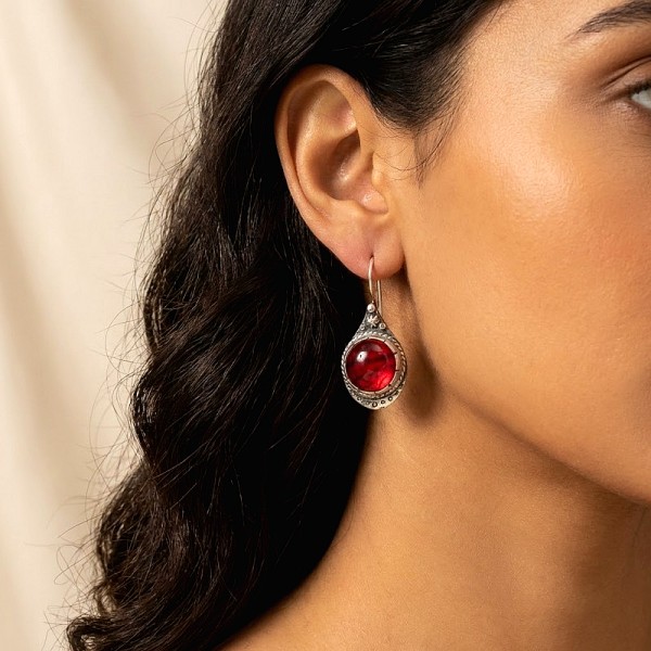 ΑΝΤΙΚΕ ΣΚΟΥΛΑΡΙΚΙΑ ΑΣΗΜΙ925 ΜΕ ΚΟΚΚΙΝΟ ΖΙΡΚΟΝ ΠΕΤΡΑ