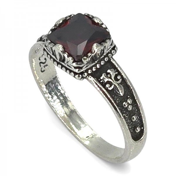 ΑΝΤΙΚΕ ΜΟΝΟΠΕΤΡΟ ΔΑΧΤΥΛΙΔΙ ΑΣΗΜΙ925 ΜΕ ΖΙΡΚΟΝ ΠΕΤΡΑ