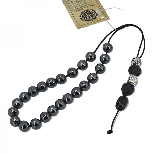 ΚΟΜΠΟΛΟΙ ΑΠΟ ΑΙΜΑΤΙΤΗ ΠΕΤΡΕΣ