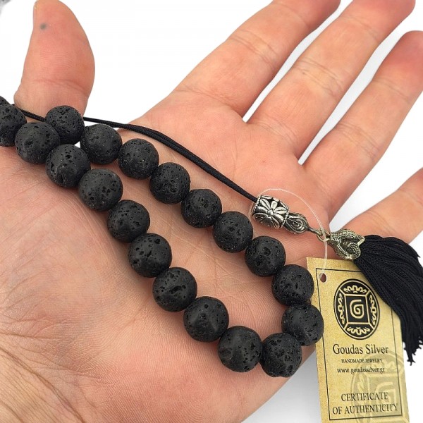 ΚΟΜΠΟΛΟΙ ΑΠΟ ΛΑΠΙΣ ΠΕΤΡΑ ΚΑΙ ΑΣΗΜΕΝΙΑ ΦΟΥΝΤΑ