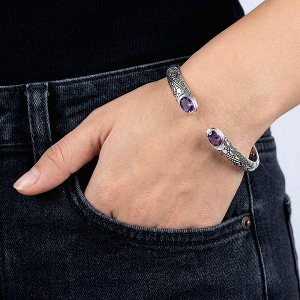 ΧΕΙΡΟΠΟΙΗΤΟ ΣΚΑΛΙΣΤΟ ΒΡΑΧΙΟΛΙ ΧΕΙΡΟΠΕΔΑ ΑΠΟ ΑΣΗΜΙ925 ΚΑΙ ΖΙΡΚΟΝ ΠΕΤΡΑ