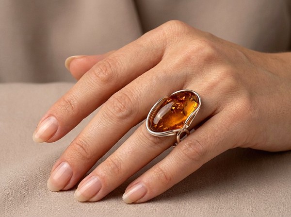 ΧΕΙΡΟΠΟΙΗΤΟ ΔΑΧΤΥΛΙΔΙ ΑΠΟ ΑΣΗΜΙ925 ΚΑΙ ΚΕΧΡΙΜΠΑΡΙ