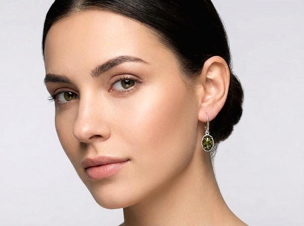 ΚΡΕΜΑΣΤΑ ΣΚΟΥΛΑΡΙΚΙΑ ΑΠΟ ΑΣΗΜΙ925 ΚΑΙ ΠΡΑΣΙΝΟ ΚΕΧΡΙΜΠΑΡΙ