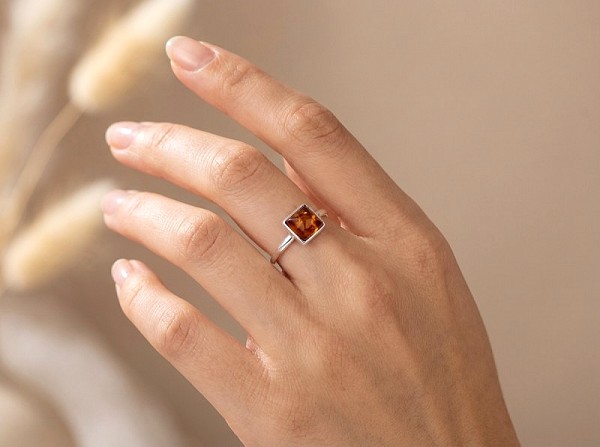 ΧΕΙΡΟΠΟΙΗΤΟ ΔΑΧΤΥΛΙΔΙ ΑΠΟ ΑΣΗΜΙ925 ΜΕ ΚΕΧΡΙΜΠΑΡΙ