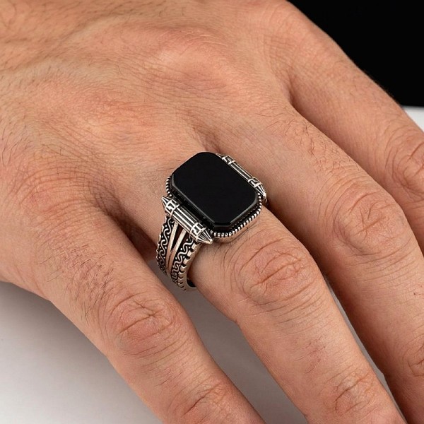 ΑΝΔΡΙΚΟ ΔΑΧΤΥΛΙΔΙ ΑΠΟ ΑΣΗΜΙ925 ΚΑΙ ΟΝΥΧΑ ΠΕΤΡΑ