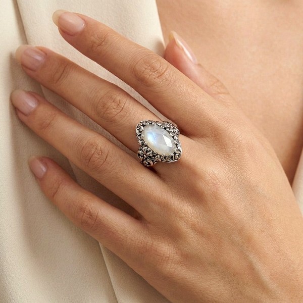 ANTIKE ΣΚΑΛΙΣΤΟ ΧΕΙΡΟΠΟΙΗΤΟ ΔΑΧΤΥΛΙΔΙ ΑΣΗΜΙ925 ΜΕ ΦΙΛΝΤΙΣΙ ΠΕΤΡΑ