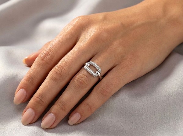 ΔΑΧΤΥΛΙΔΙ ΑΠΟ ΑΣΗΜΙ925 ΚΑΙ ΖΙΡΚΟΝ