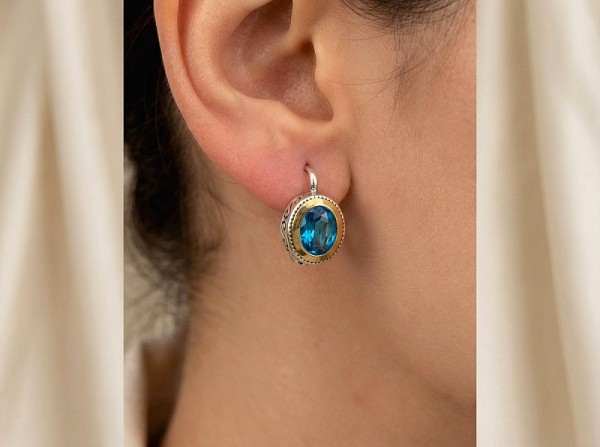 ΑΝΤΙΚΕ ΣΚΟΥΛΑΡΙΚΙΑ ΑΣΗΜΙ925 ΜΕ ΕΠΙΧΡΥΣΩΣΗ Κ18 ΚΑΙ ΖΙΡΚΟΝ ΠΕΤΡΑ