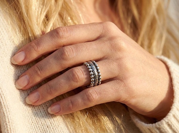 ΧΕΙΡΟΠΟΙΗΤΗ ΒΕΡΑ ΔΑΧΤΥΛΙΔΙ ΑΠΟ ΑΣΗΜΙ925