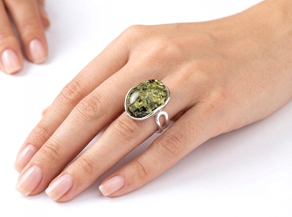 ΚΡΕΜΑΣΤΑ ΧΕΙΡΟΠΟΙΗΤΑ ΣΚΟΥΛΑΡΙΚΙΑ ΑΠΟ ΑΣΗΜΙ925 ΕΠΙΧΡΥΣΩΣΗ Κ18 ΚΑΙ ΚΕΧΡΙΜΠΑΡΙ