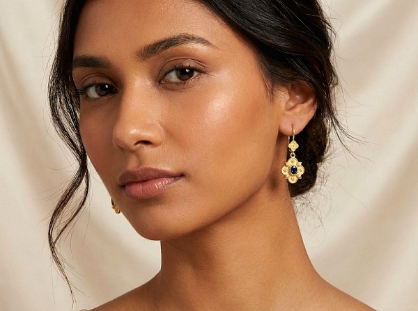 ΒΥΖΑΝΤΙΝΑ ΣΚΟΥΛΑΡΙΚΙΑ ΑΣΗΜΙ 925 ΜΕ ΕΠΙΧΡΥΣΩΣΗ Κ18 ΚΑΙ ΜΠΛΕ ΟΠΑΛ ΠΕΤΡΑ