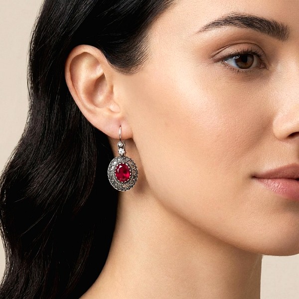 ΑΝΤΙΚΕ ΣΚΟΥΛΑΡΙΚΙΑ ΑΣΗΜΙ925 ΜΕ ΡΟΥΜΠΙΝΟΓΡΑΝΑΔΑ ΚΑΙ ΖΙΡΚΟΝ ΠΕΤΡΑ