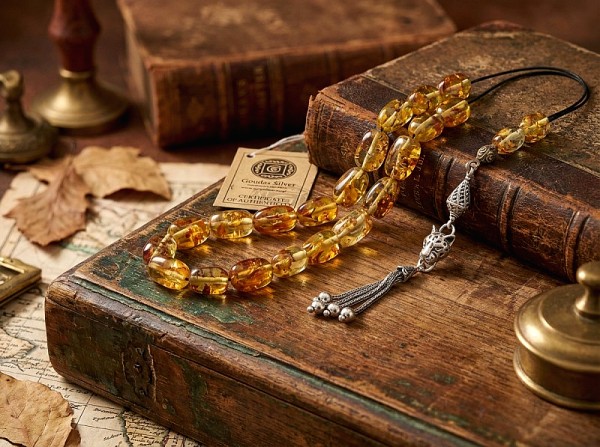 ΚΟΜΠΟΛΟΙ ΑΠΟ ΑΤΟΦΙΟ ΚΕΧΡΙΜΠΑΡΙ ΚΑΙ ΑΣΗΜΕΝΙΑ ΦΟΥΝΤΑ