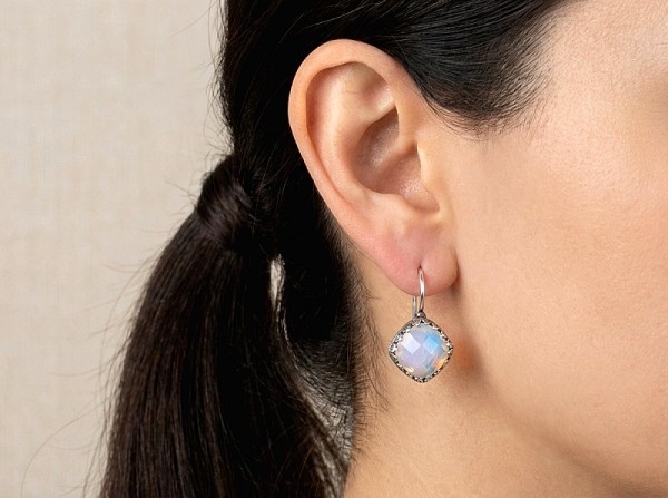 ΑΝΤΙΚΕ ΣΚΟΥΛΑΡΙΚΙΑ ΑΣΗΜΙ925 ΜΕ ΖΙΡΚΟΝ ΠΕΤΡΑ