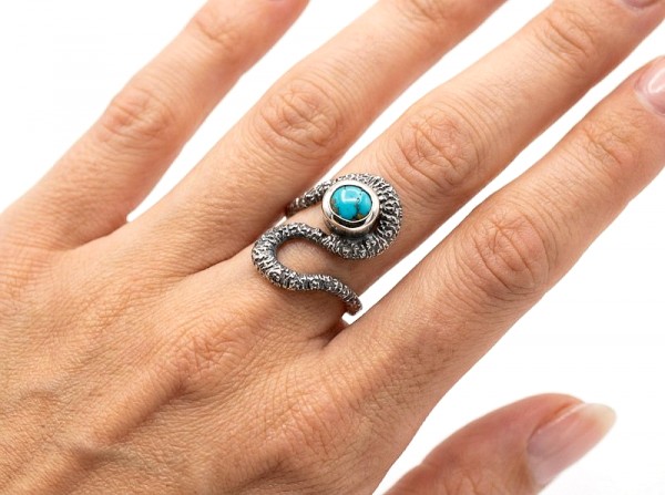 ΧΕΙΡΟΠΟΙΗΤΟ ΔΑΧΤΥΛΙΔΙ ΑΠΟ ΑΣΗΜΙ925 ΚΑΙ ΦΙΛΝΤΙΣΙ