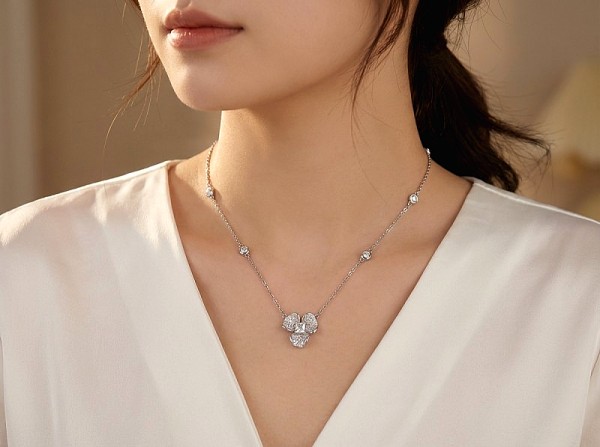 ΚΟΛΙΕ ΑΛΥΣΙΔΑ ΑΣΗΜΙ925 ΜΕ ΕΠΙΠΛΑΤΙΝΩΣΗ ΚΑΙ ΖΙΡΚΟΝ ΠΕΤΡΕΣ