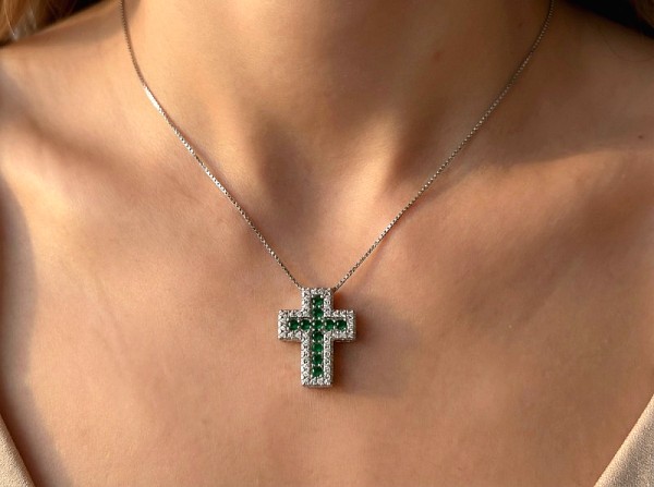 ΣΤΑΥΡΟΥΔΑΚΙ ΑΠΟ ΑΣΗΜΙ925 ΜΕ ΖΙΡΚΟΝ ΠΕΤΡΕΣ