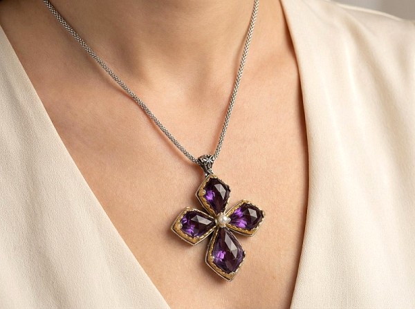 ΒΥΖΑΝΤΙΝΟΣ ΧΕΙΡΟΠΟΙΗΤΟΣ ΣΤΑΥΡΟΣ ΑΣΗΜΙ925 ΜΕ ΟΠΑΛ ΠΕΤΡΕΣ ΚΑΙ ΜΑΡΓΑΡΙΤΑΡΙ