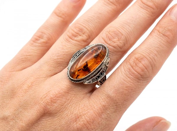 ΑΝΤΙΚΕ ΔΑΧΤΥΛΙΔΙ ΑΣΗΜΙ925 ΜΕ ΚΟΡΑΛΙ