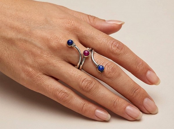 ΧΕΙΡΟΠΟΙΗΤΟ ΔΑΧΤΥΛΙΔΙ ΑΠΟ ΑΣΗΜΙ925 ΜΕ ΠΡΑΣΙΝΟ ΚΕΧΡΙΜΠΑΡΙ