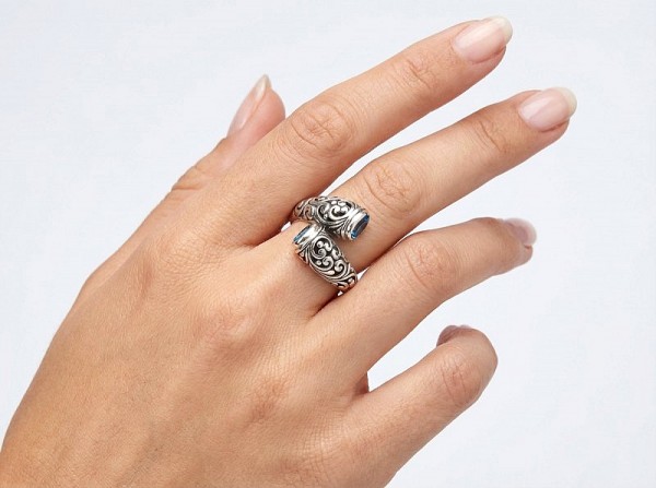 ΧΕΙΡΟΠΟΙΗΤΟ ΔΑΧΤΥΛΙΔΙ ΑΠΟ ΑΣΗΜΙ925 ΚΑΙ ΑQUA ΖΙΡΚΟΝ ΠΕΤΡΑ