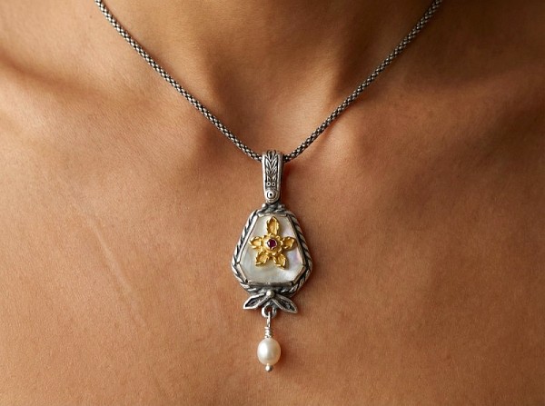 ΧΕΙΡΟΠΟΙΗΤΟ ΑΝΤΙΚΕ ΚΟΛΙΕ ΑΠΟ ΑΣΗΜΙ925 ΜΕ ΑΜΕΘΥΣΤΟ ΠΕΤΡΕΣ