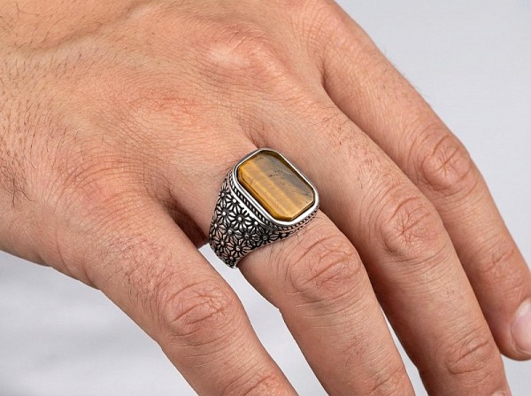 ΑΝΔΡΙΚΟ ΔΑΧΤΥΛΙΔΙ ΑΠΟ ΑΣΗΜΙ925 ΚΑΙ ΜΑΥΡΑ ΖΙΡΚΟΝ